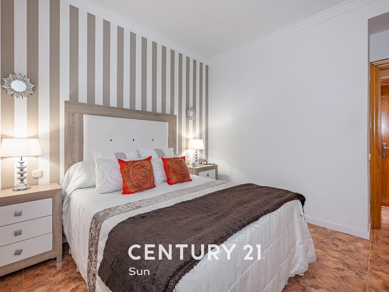 Apartment for sale in Nueva Andalucía, Marbella, Málaga 16