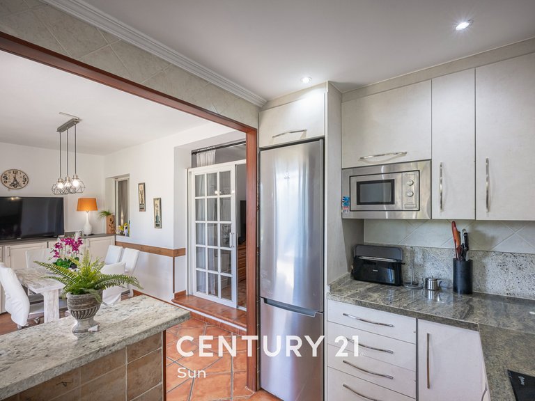 Apartment for sale in Nueva Andalucía, Marbella, Málaga 10