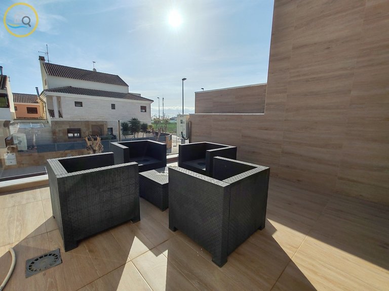 Villa for sale in Pilar de la Horadada, Alicante 8