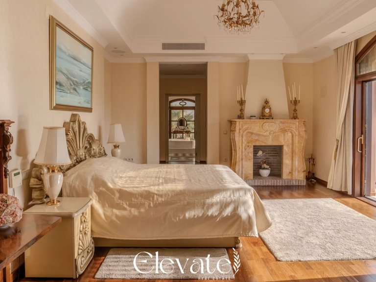 Villa for sale in Nueva Andalucía, Marbella, Málaga 6