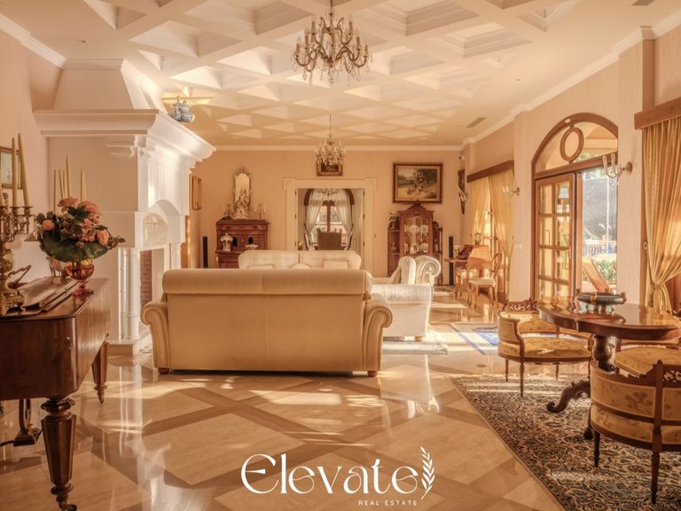 Villa for sale in Nueva Andalucía, Marbella, Málaga 5