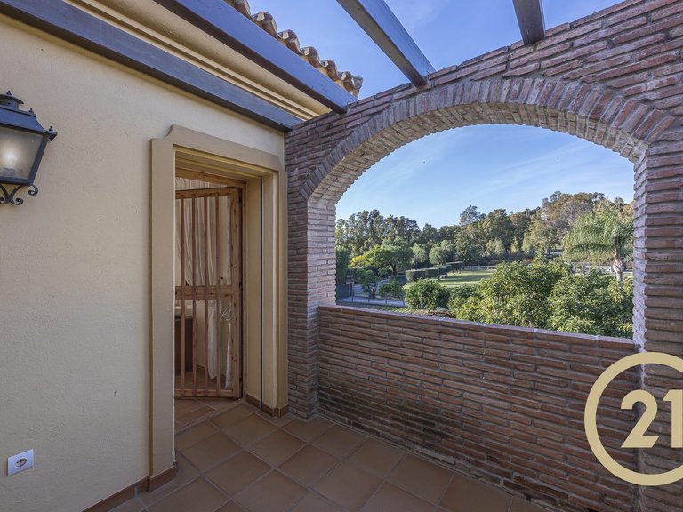 Villa for sale in Estepona, Málaga 17