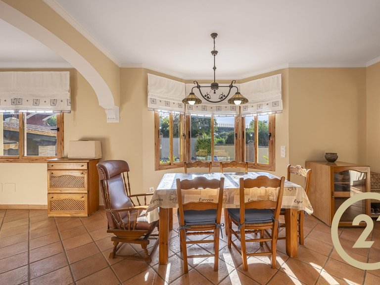 Villa for sale in Estepona, Málaga 25