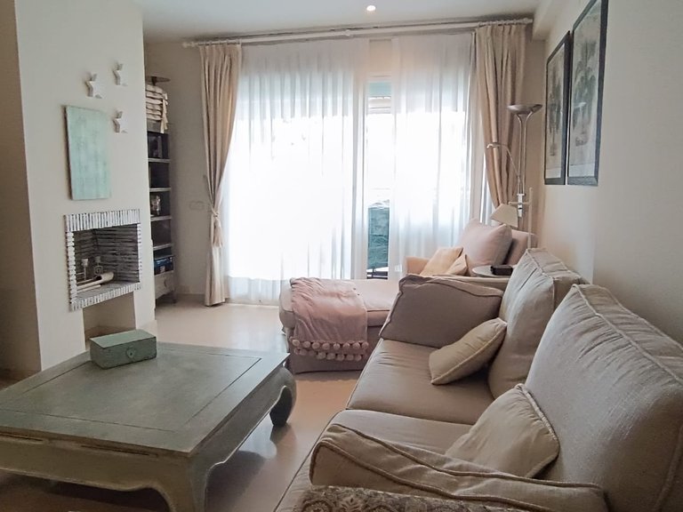 Luxury on the Mediterranean seafront in Sitges 1