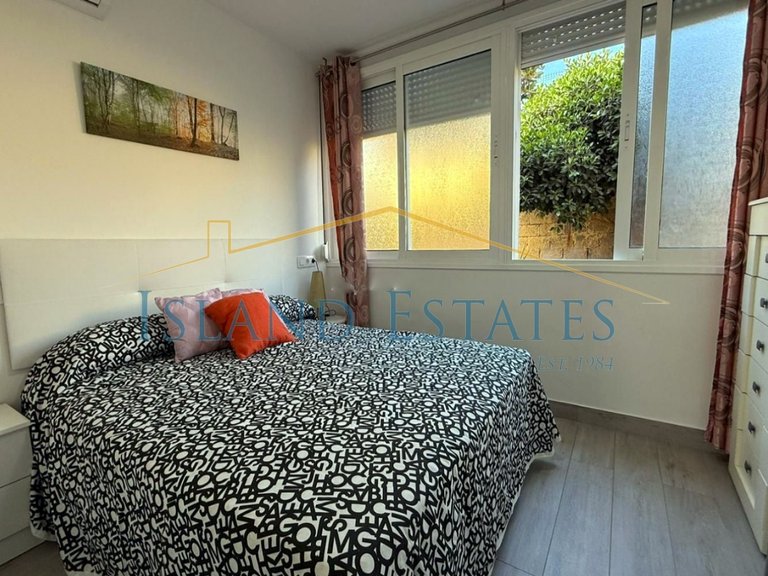 Renovated 1 Bedroom Apartment 50 metres from the Sea 7