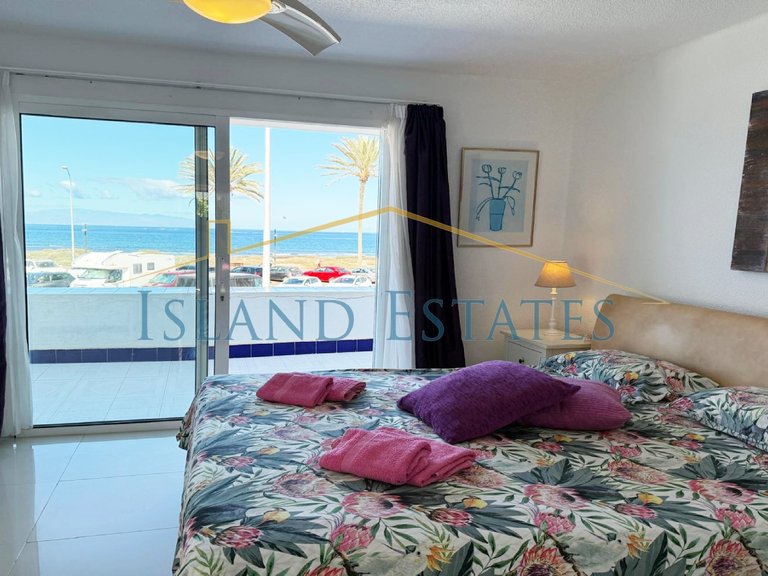 3 Bedroom Townhouse front line to the sea 7