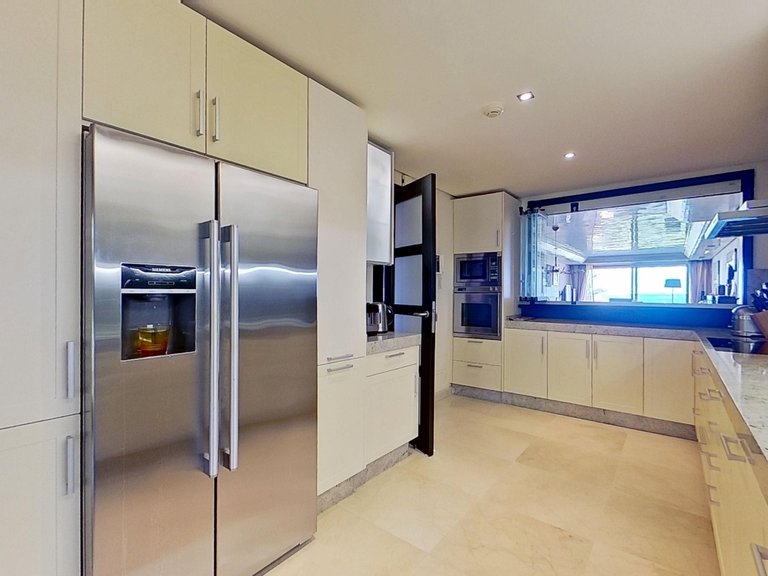 Unique frontline beach penthouse with panoramic sea views ! - Reserva de los Monteros, Marbella 9