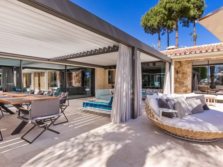 Espectacular Villa en Marbella Est 17