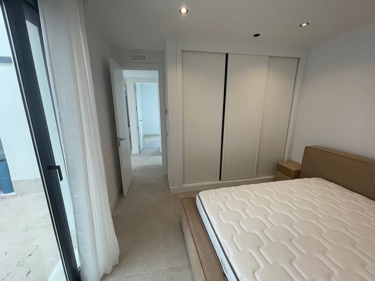 Estepona. URB. MIRADOR ESTEPONA HILLS, BAJO EXCLUSIVO con VISTAS AL MAR y ESTEPONA 5