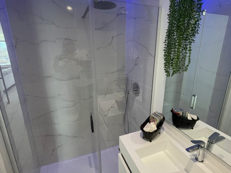 Estepona. URB. MIRADOR ESTEPONA HILLS, BAJO EXCLUSIVO con VISTAS AL MAR y ESTEPONA 14