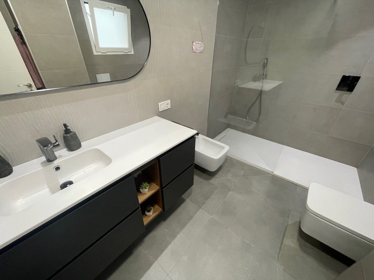 Sea Views Next to the Beach yours flat for sale in Estepona, Málaga 17