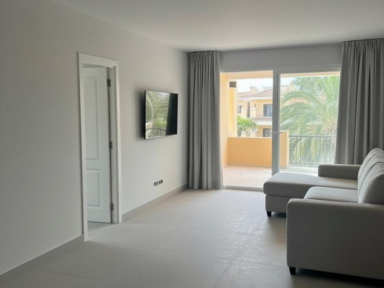 Apartment for sale in Estepona, Málaga 4