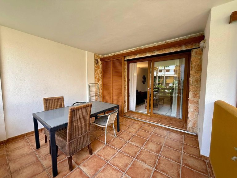 Apartment in “La Recoleta” – 2 Bedrooms, 2 Bathrooms, Garage + Storage Room, Communal Pools 7