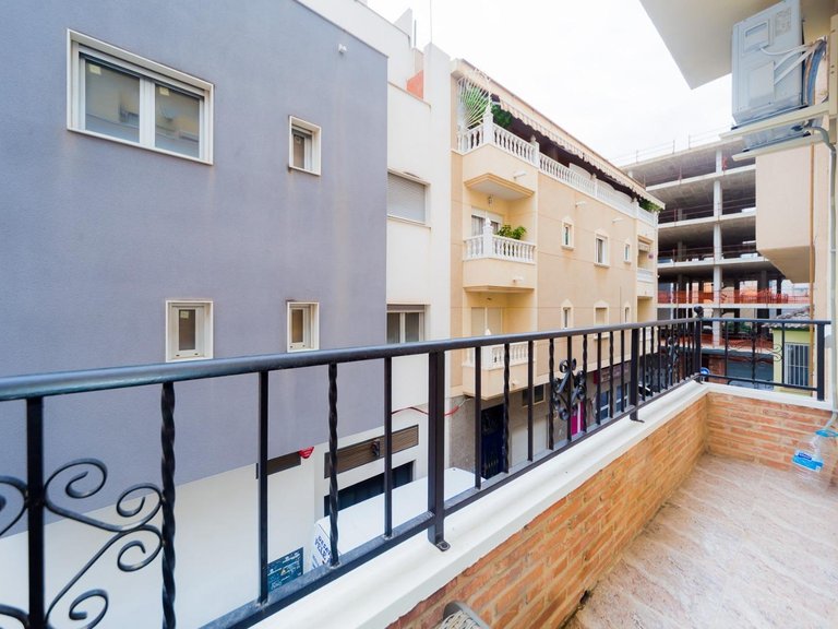 Renovated Apartment in the Centre of Torrevieja 15