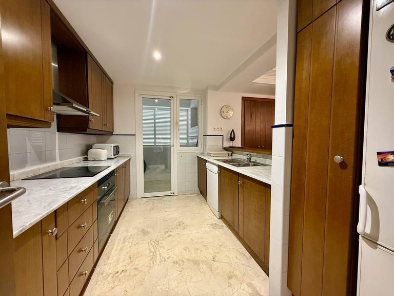 Apartment in “La Recoleta” – 2 Bedrooms, 2 Bathrooms, Garage + Storage Room, Communal Pools 11