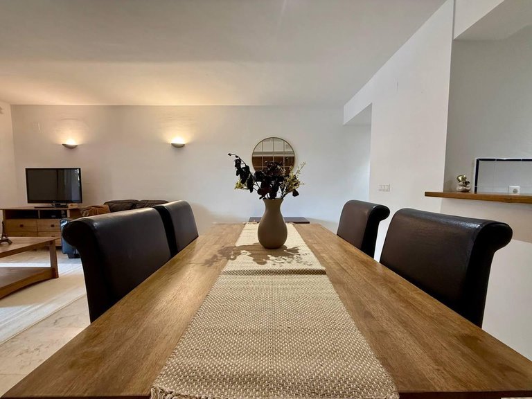 Apartment in “La Recoleta” – 2 Bedrooms, 2 Bathrooms, Garage + Storage Room, Communal Pools 15