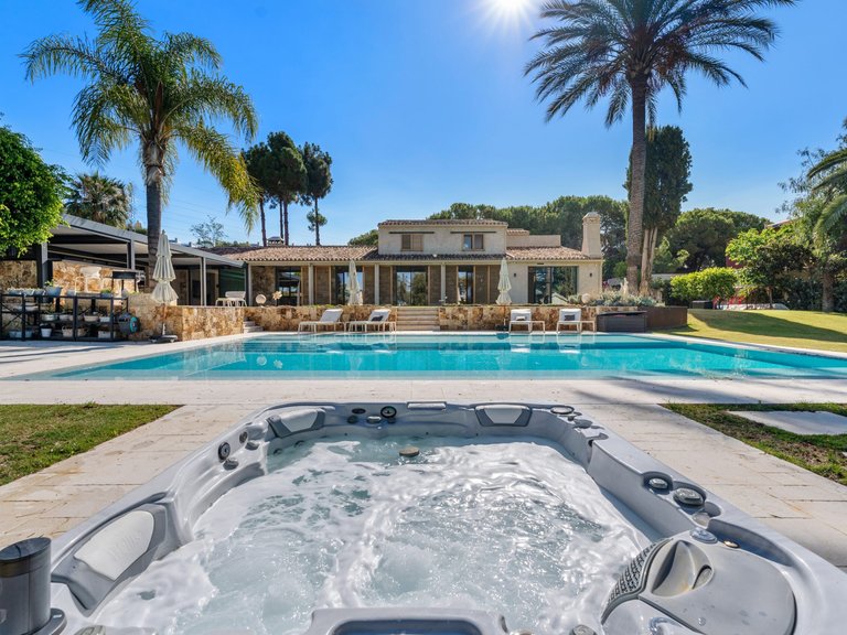 Espectacular Villa en Marbella Est 1