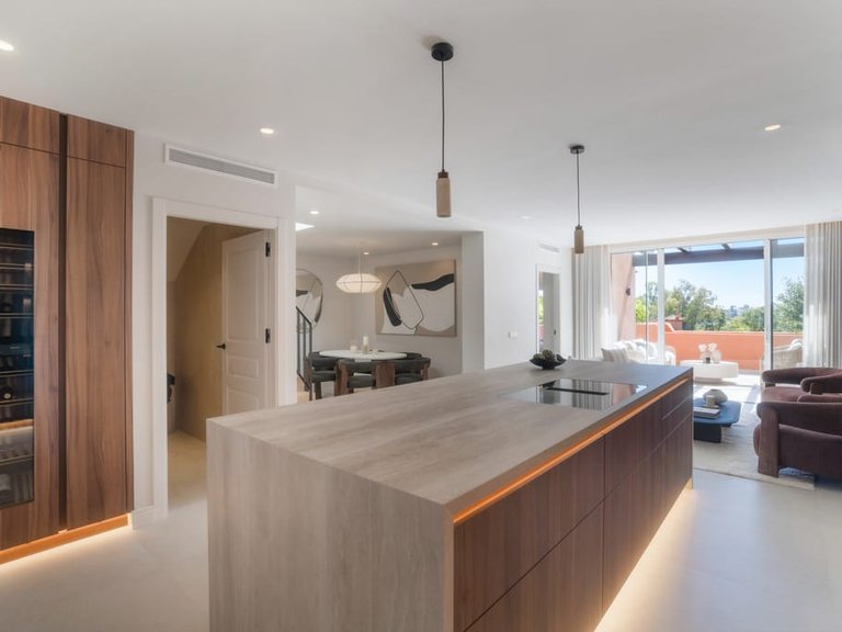 Apartment for Sale in Marbella, Malaga 11