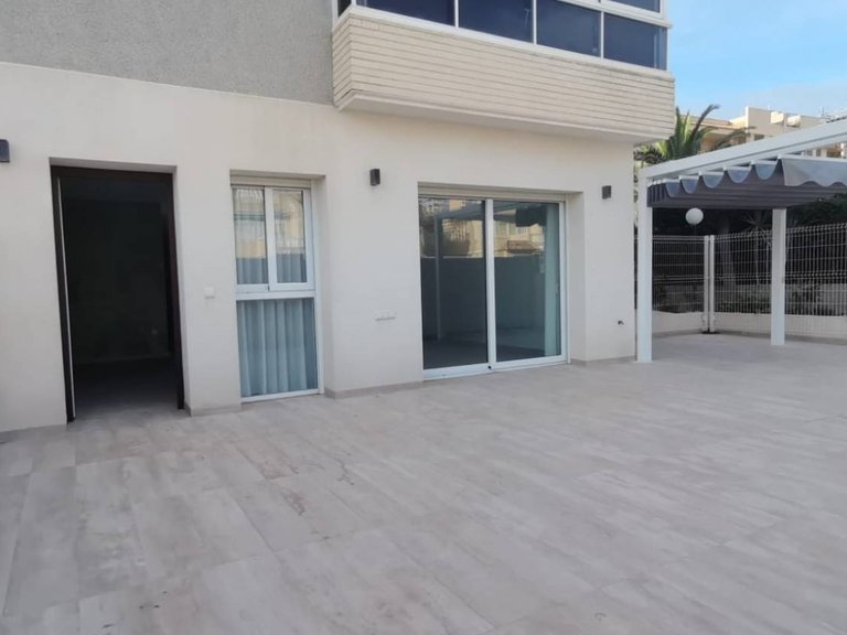Apartment for sale in Torrevieja, Alicante 14