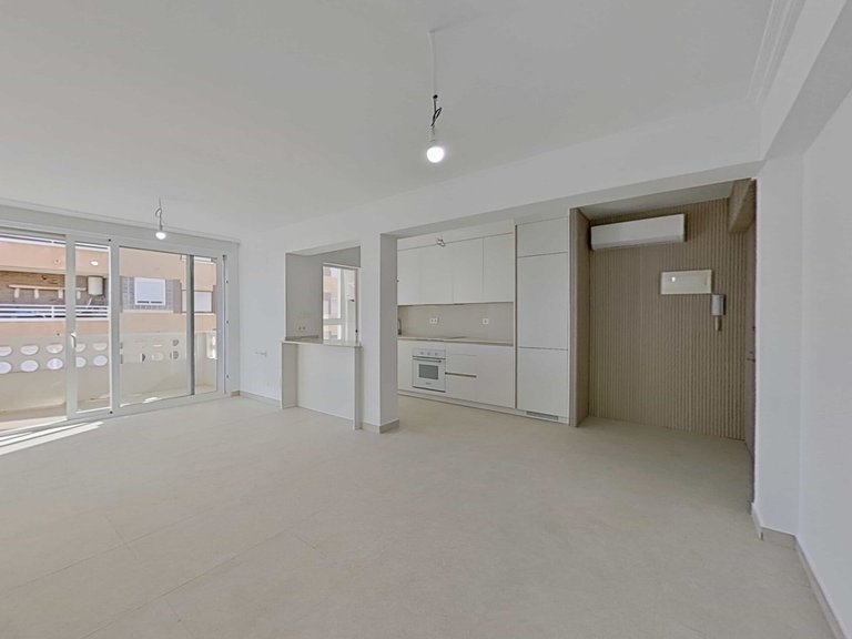 Siente el Mar Desde lo Alto en Este Ático Único 1