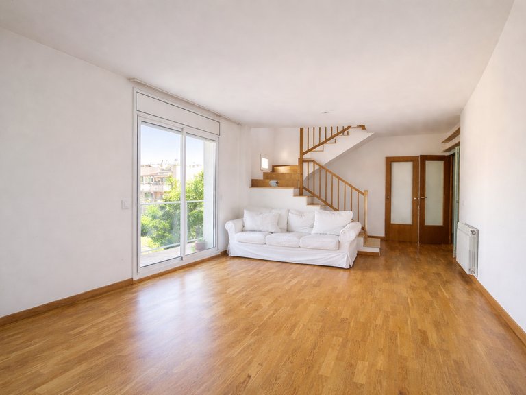 ATICO DUPLEX CON AMPLIA TERRAZA EN SITGES 4