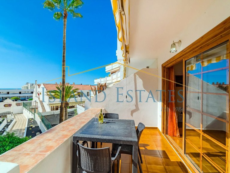 Refurbished Studio 200 metres from the beach 1