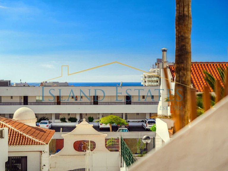 Refurbished 1 Bedroom Apartment in Tenerife South 12