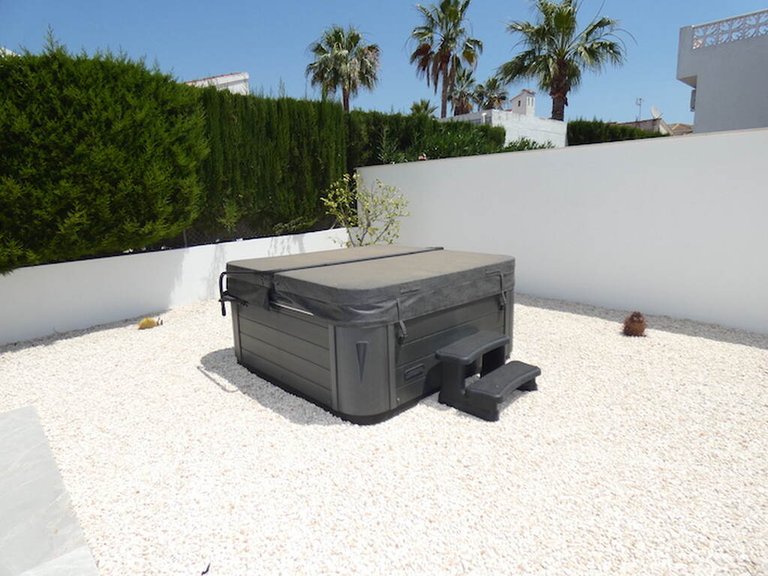 Villa for Sale in Alicante, Alicante 11