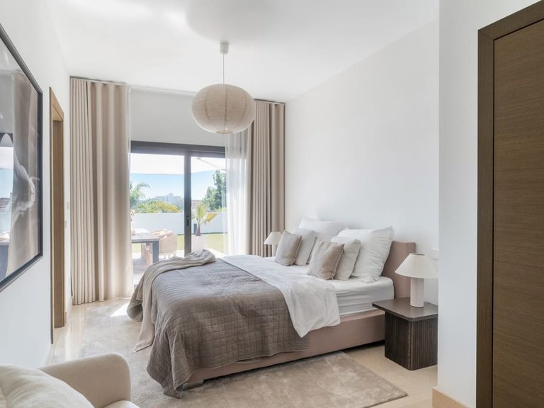 Villa for Sale in Benahavís, Malaga 18