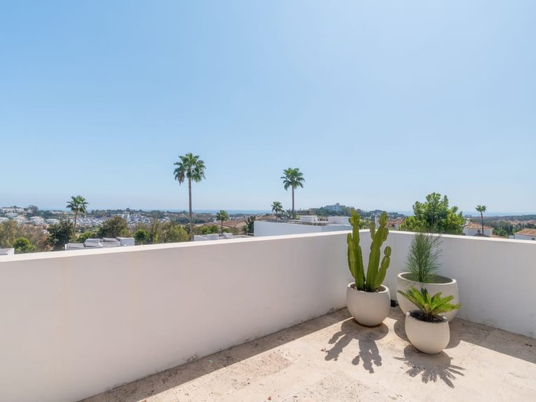 Villa for Sale in Benahavís, Malaga 24
