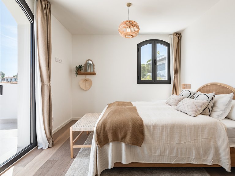 Villa for Sale in Marbella, Malaga 18