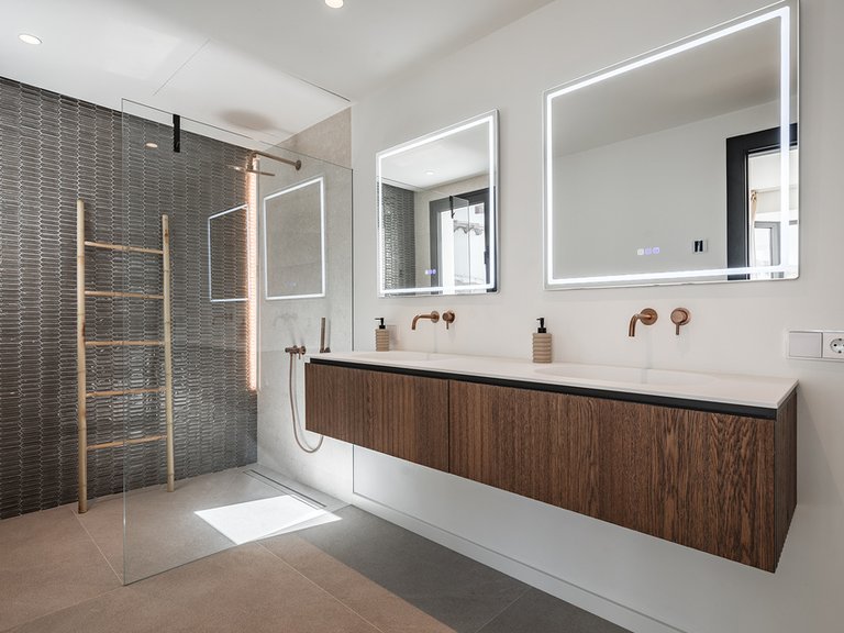 Villa for Sale in Marbella, Malaga 23