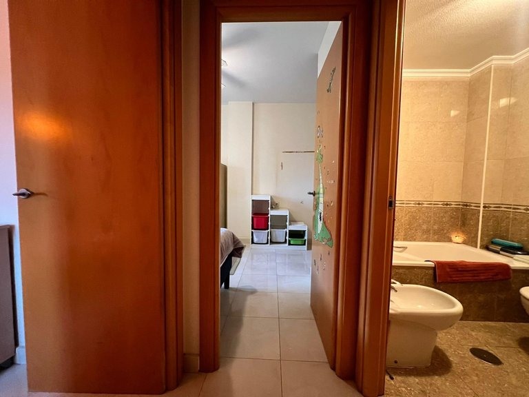 Beautiful Semi-Detached House in Villamartín 8