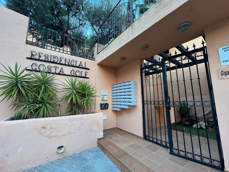 Beautiful Semi-Detached House in Villamartín 19
