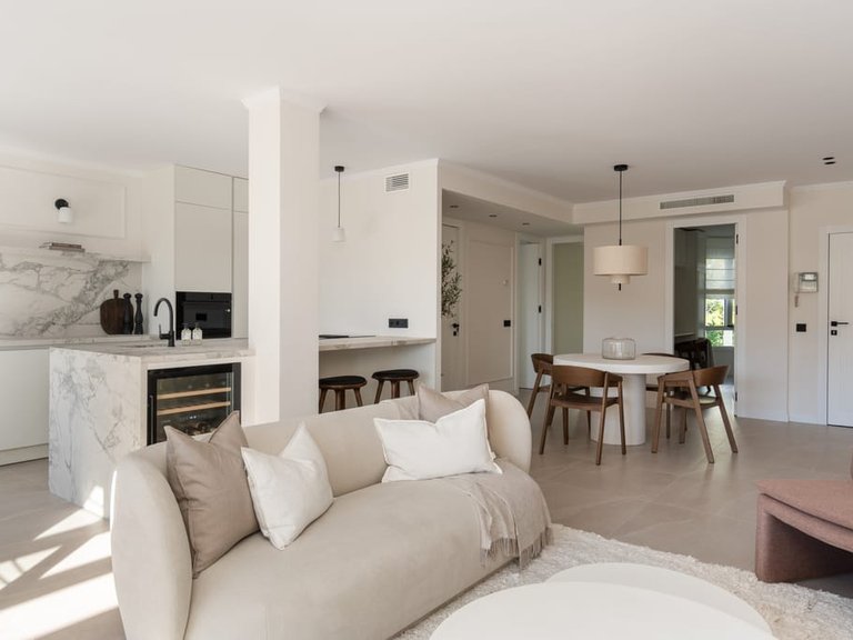 Apartment for Sale in Marbella, Malaga 11