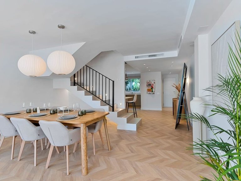 Villa for Sale in Marbella, Malaga 8