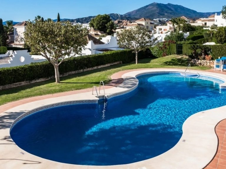Villa for Sale in Marbella, Malaga 5