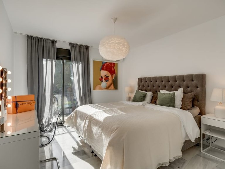 Villa for Sale in Marbella, Malaga 19