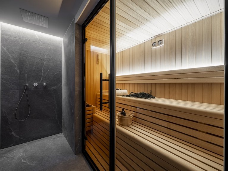 Villa for Sale in Marbella, Malaga 25