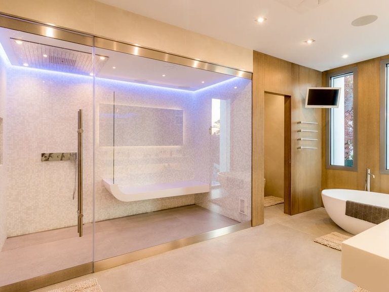 Villa for Sale in Marbella, Malaga 16
