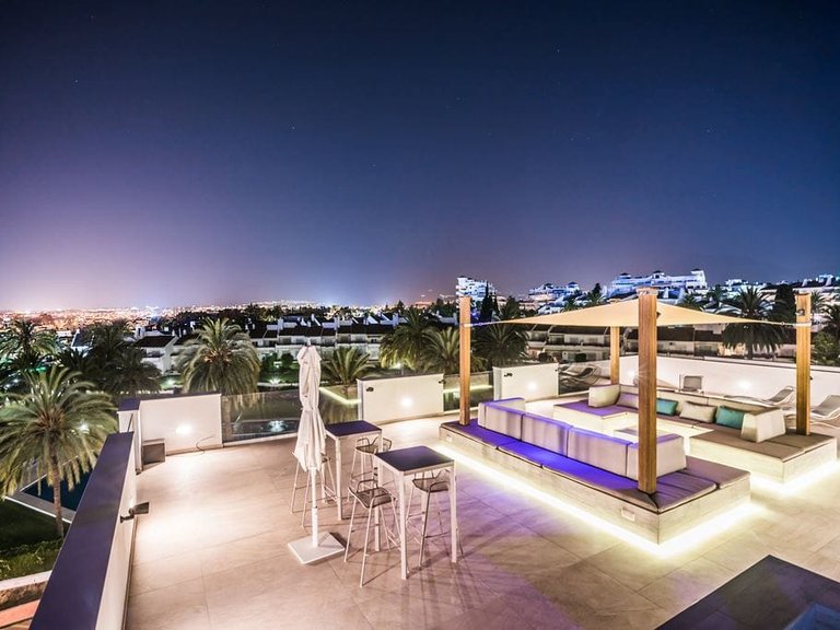 Villa for Sale in Marbella, Malaga 27