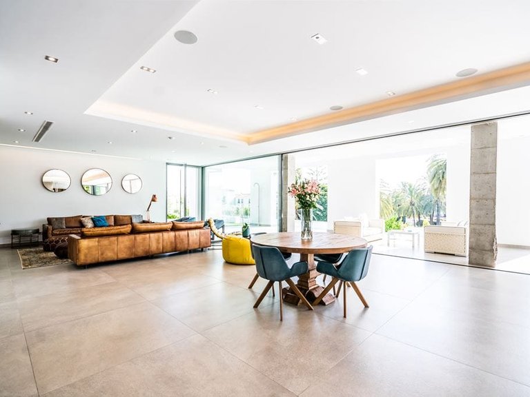 Villa for Sale in Marbella, Malaga 8