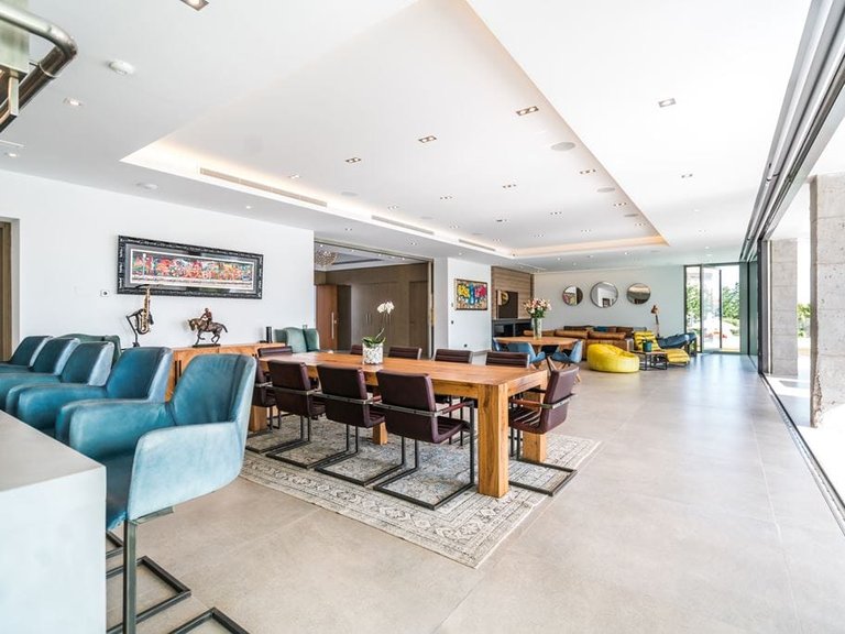 Villa for Sale in Marbella, Malaga 9