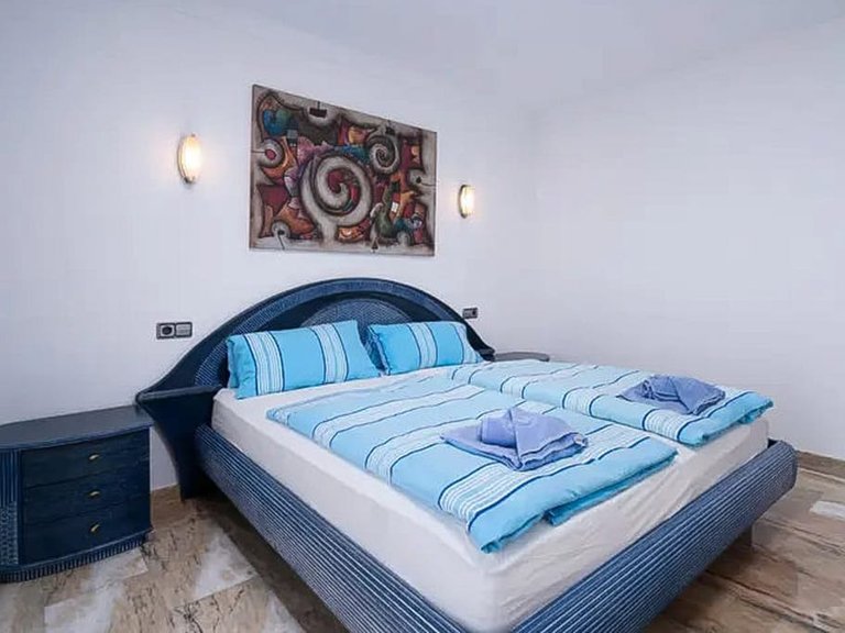 Villa for Sale in Moraira, Alicante 22