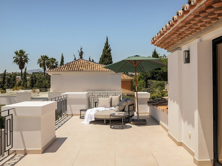 Villa for Sale in Marbella, Malaga 10