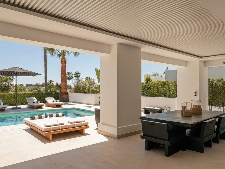 Villa for Sale in Marbella, Malaga 8