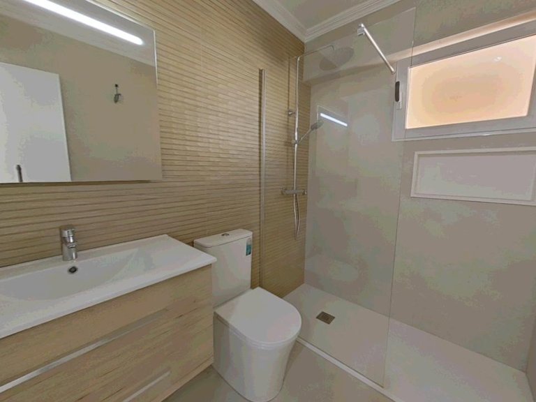 Siente el Mar Desde lo Alto en Este Ático Único 21