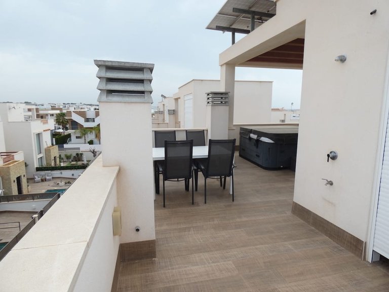 Villa for Sale in Alicante, Alicante 11