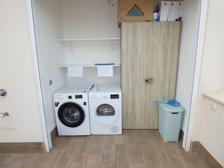 Villa for Sale in Alicante, Alicante 24