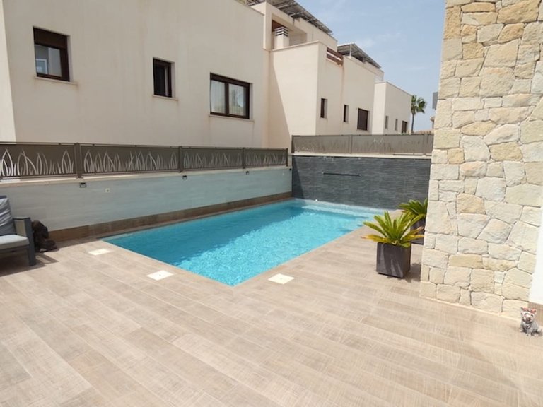 Villa for Sale in Alicante, Alicante 4